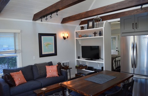 Provincetown Cottage | Quintessential Cape Cod cottage, near Town Center, 1 block to Commercial St