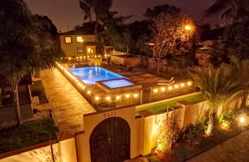 Highland Garden Villa | Rare 5-Home Luxury Compound Pool Hot Tubs Art Privacy Sleeps 16