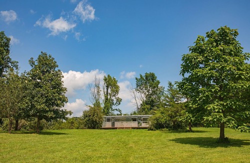 Mount Marion House | Re-Imagined Vintage Luxury Camper in the Majestic Hudson Valley with Heated Pool