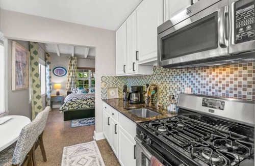 Highland Park Delray Villa | Red Palm Villas: The Saw Palmetto