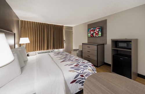 Dumfries Hotel | Red Roof Inn Dumfries - Quantico