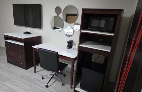 Green Brook Hotel | Red Roof Inn Green Brook - Somerset