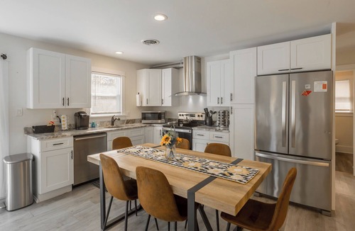 Rehoboth Beach Condo | Rehoboth Beach Pet Friendly Linens Provided Condo