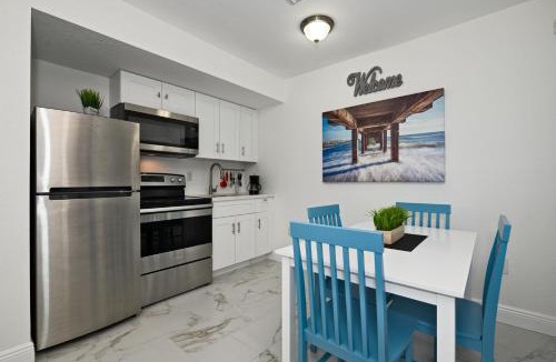 Poinsettia Heights Apartment | Relax and enjoy Fort Lauderdale beach!