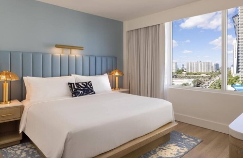 Sunny Isles Beach Hotel | Relax and Unwind! 3 City View Units, Pet-friendly, Outdoor Pool