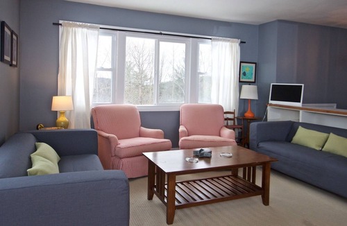 Chatham House | Relax in the Country - Peace, quiet and family friendly