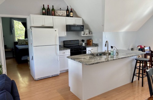 Princess Anne Apartment | Relax on River just south of Salisbury- recently back from long term stays.