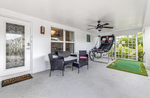 Tropic Palms House | Relax & Play! Home 2 Mi to Delray Public Beach