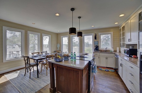 Schley Cottage | Relax, Refresh, Renew.Waterfront Cottage.Near Williamsburg