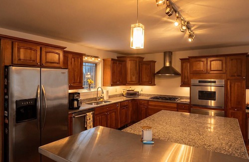 New Haven House | Relax & Unwind - Private 4BR Home Surrounded by Vermont Woods