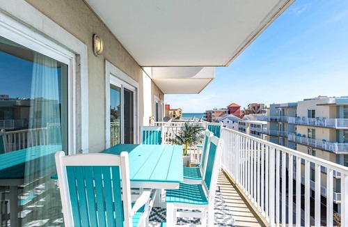 Midtown Ocean City Condo | 🏖️ Relaxing & Carefree Ocean Block condo, pool. Newly Renovated!🏖️