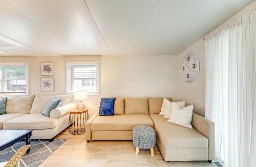 Ocean Pines House | Relaxing Family Getaway, Quiet Area Mins from OC