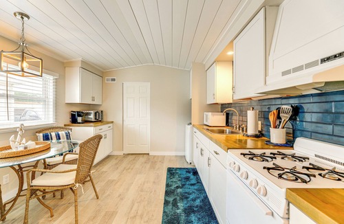 Ocean Pines House | Relaxing Family Getaway, Quiet Area Mins from OC