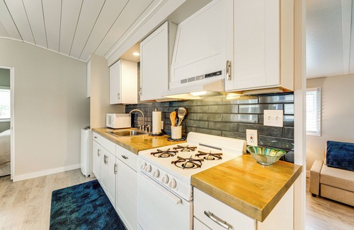 Ocean Pines House | Relaxing Family Getaway, Quiet Area Mins from OC