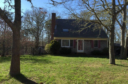 West Chatham House | Relaxing, peaceful area close to beaches, downtown Chatham, and walking trails.
