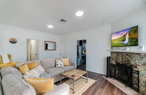 Delray Beach House | Remodeled HEATED pool home, 8 minutes to the beach! Honey Hole & Bear Den