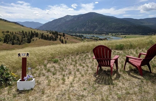 Plains RV Rental | Remote Spacious Dome with Incredible Outdoor Landscape in Montana