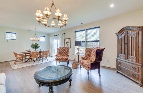 Bermuda House | Remote Work-Friendly Meadowville Landing Getaway