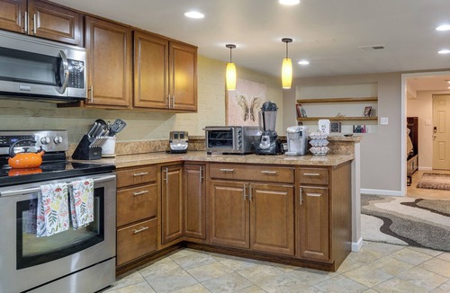Petworth Apartment | Remote-Work Hub! DC Unit 1 Mi to Rock Creek Park