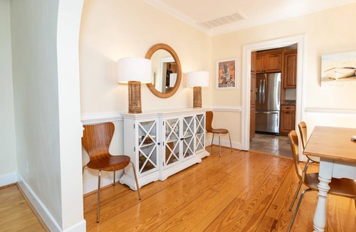 Northeast Virginia Beach Cottage | Renovated 3BR beach cottage, 1 block to ocean with private backyard and parking