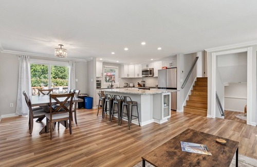 Annapolis House | Renovated 3BR | Near Sandy Point Beach