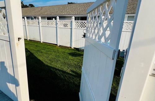 Dennis Port Condo | Renovated Beach Condo - Pool - Hot Tub - Fire Pit!