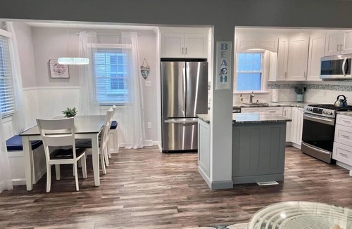 South End Condo | Renovated Condo/3BR 2BA First Floor Unit Near South End Beach Access