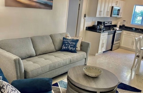 Deerfield Beach Condo | RENOVATED! Condo 1 block from the beach