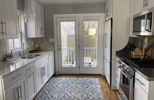 Provincetown House | Renovated Historic 3 bedroom Home in the West End RPSH002
