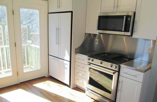Provincetown House | Renovated Historic 3 bedroom Home in the West End RPSH002