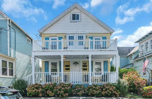 Ocean Grove Apartment | Renovated Modern Apt · Beach · Asbury · Balcony