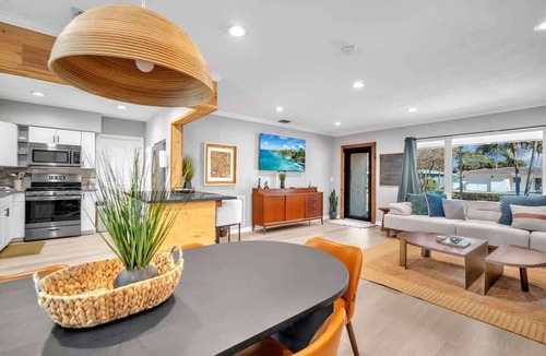 Beachway Estates House | Renovated Sunnyside Escape in Pompano w/Pool!