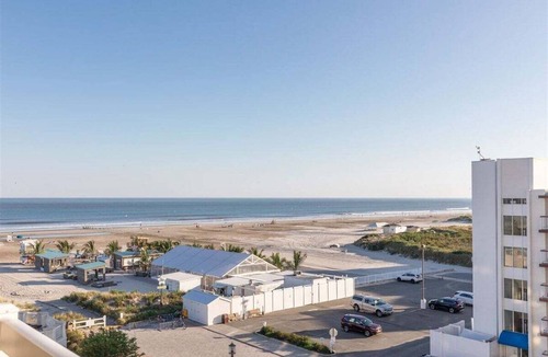 Diamond Beach Condo | Residence 412 at The Grand