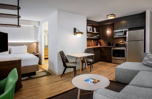 Aventura Hotel | Residence Inn by Marriott Miami Aventura Mall