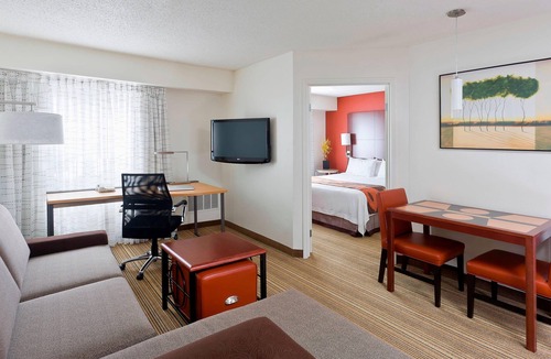 Canton Hotel | Residence Inn Canton