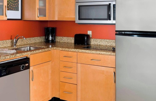 Canton Hotel | Residence Inn Canton