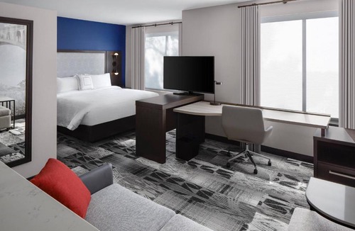 Dumbarton Hotel | Residence Inn Richmond Midtown/Glenside