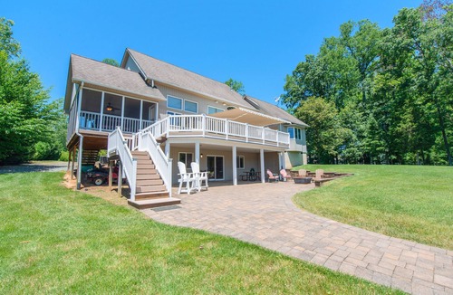Bumpass House | Resort-like LAKEFRONT 5br/4ba home & boathouse in quiet cove. Fun 4 all ages!