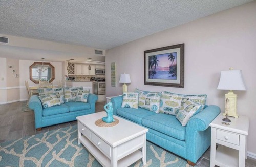 Diamond Beach Condo | Resort-Style Beach-Front Condo in North Beach Tower in Diamond Beach!