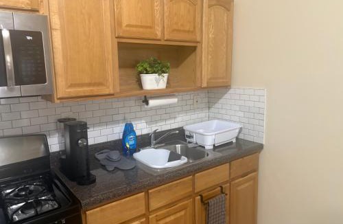 Lower Vailsburg Apartment | Rest Assured 3 bedroom near airport
