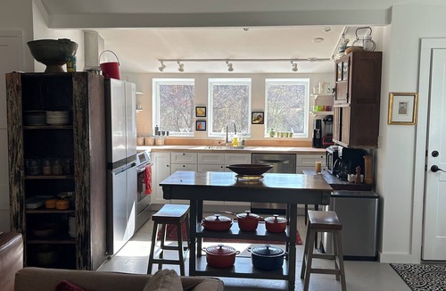 Lyme Apartment | Restored barn in charming Lyme with studio apartment.