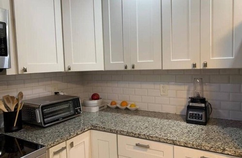 Boynton Beach Villa | RETREAT with SALT WATER HEATED POOL & SPA . SUMMER is AVAILABLE !