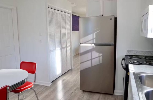 Smithfield Apartment | Retro Duplex | 2BR · Park & Splash Pad
