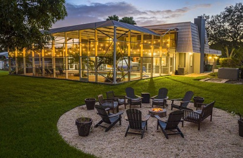 Davie Villa | Reunion Resort 7 BR with POOL & Fun-spaces