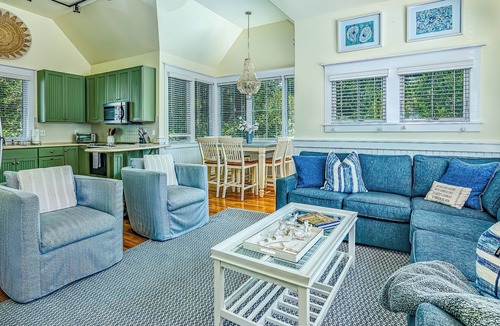 Keepers Landing House | Reverse floor plan cottage with screened in porch. Nature views!