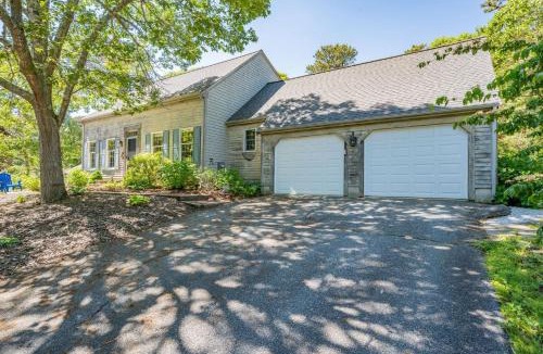 South Chatham House | Rhododendron Cottage – Walk to Cockle Cove