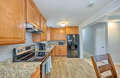 Henrico House | Richmond Home w/Fire Pit - 12 Mi to Downtown