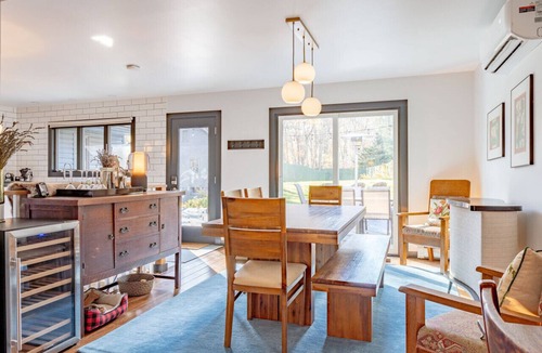 Stone Ridge Apartment | Ridgetop Retreat