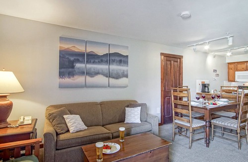 Edray Condo | Rimfire 322 - Pocahontas Sunrise Perfect Location Sleeps 4