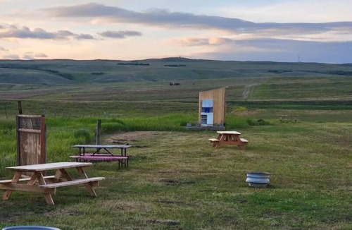 Browning Cottage | Rising Wolf Johnson Ranch RV Tent and Cabins